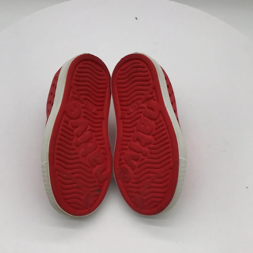 Native kids shoes size C7 US